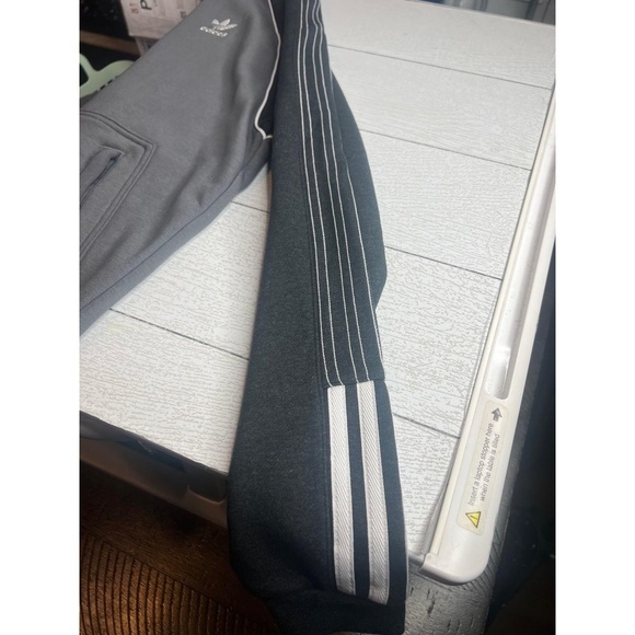 Adidas Track Jacket Mens Size S Grey White Fleece SST Bomber Full Zip Sporty Ret - Picture 6 of 6